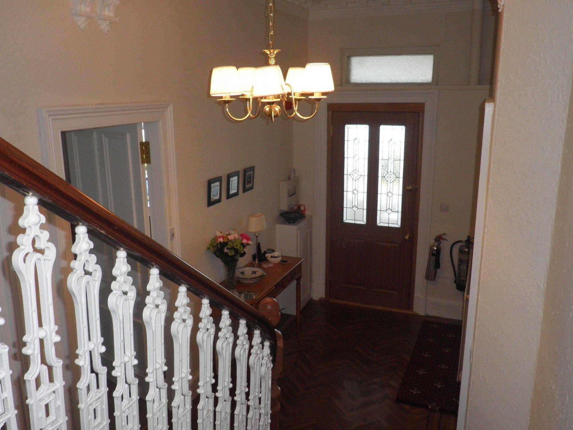Douglas Park Guest House Kirn Luaran gambar
